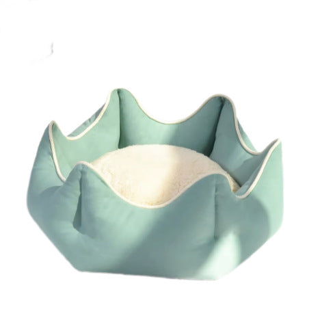 Cozy Floral-Shaped Dog Bed