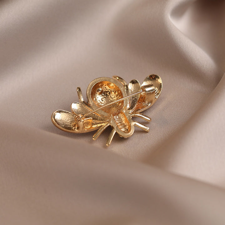 Exquisite Brooch in Bee Design Kalsten