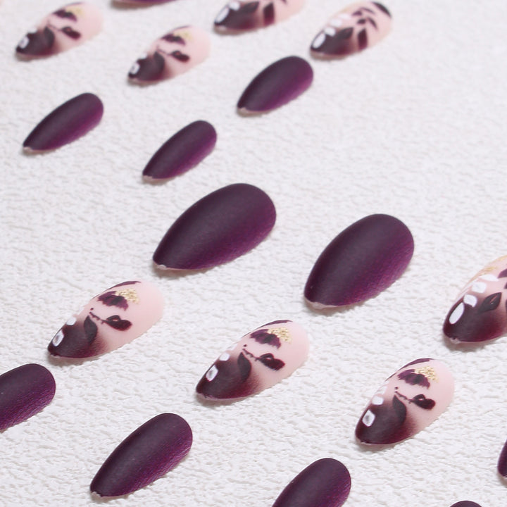 Elegant Floral Press-On Nail Set Kalsten