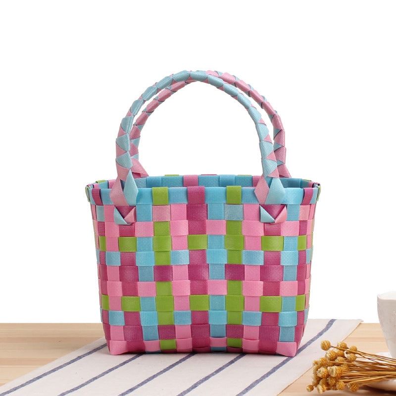Handbag made of woven material with a stylish check pattern Kalsten