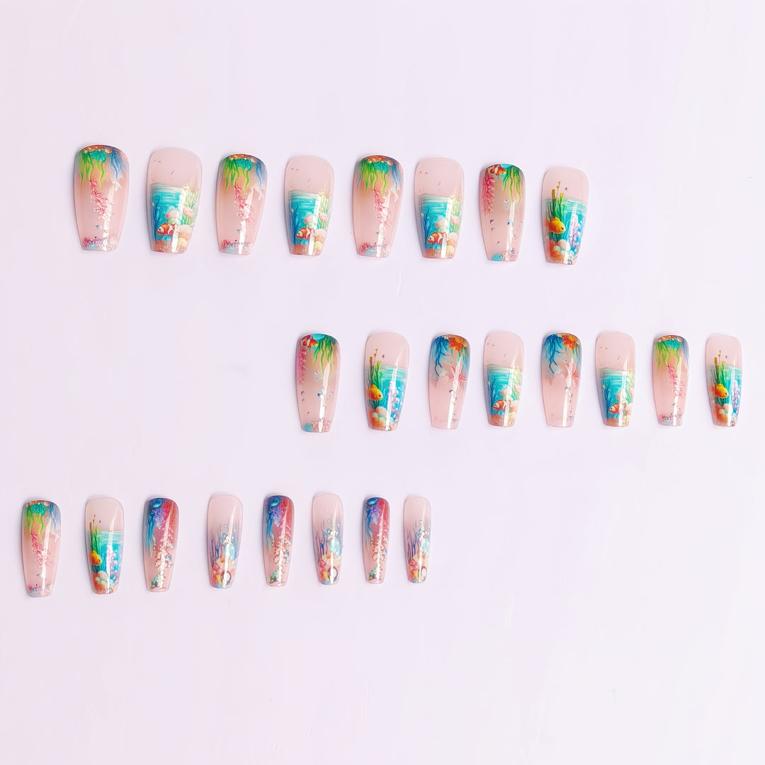 Underwater-Themed Nail Art Kalsten