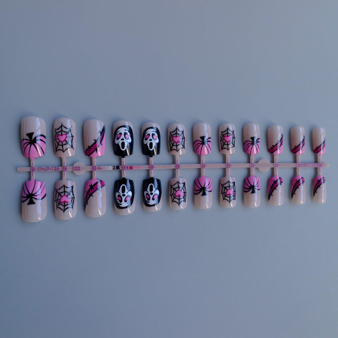 Halloween-Themed Decorative Nail Art Kit  1790958180