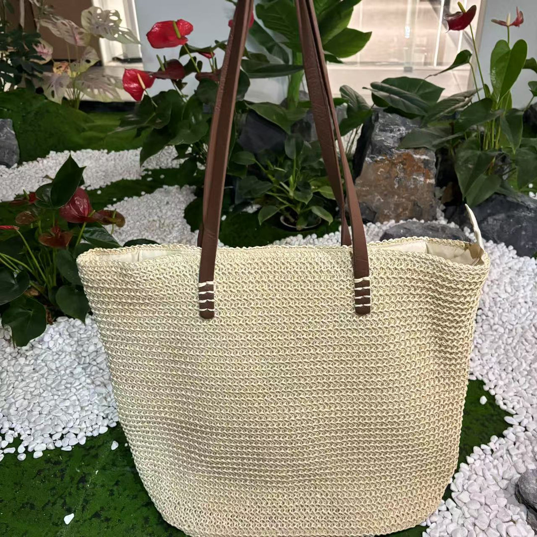 Spacious Handbag Made of High-Quality Woven Natural Material Kalsten