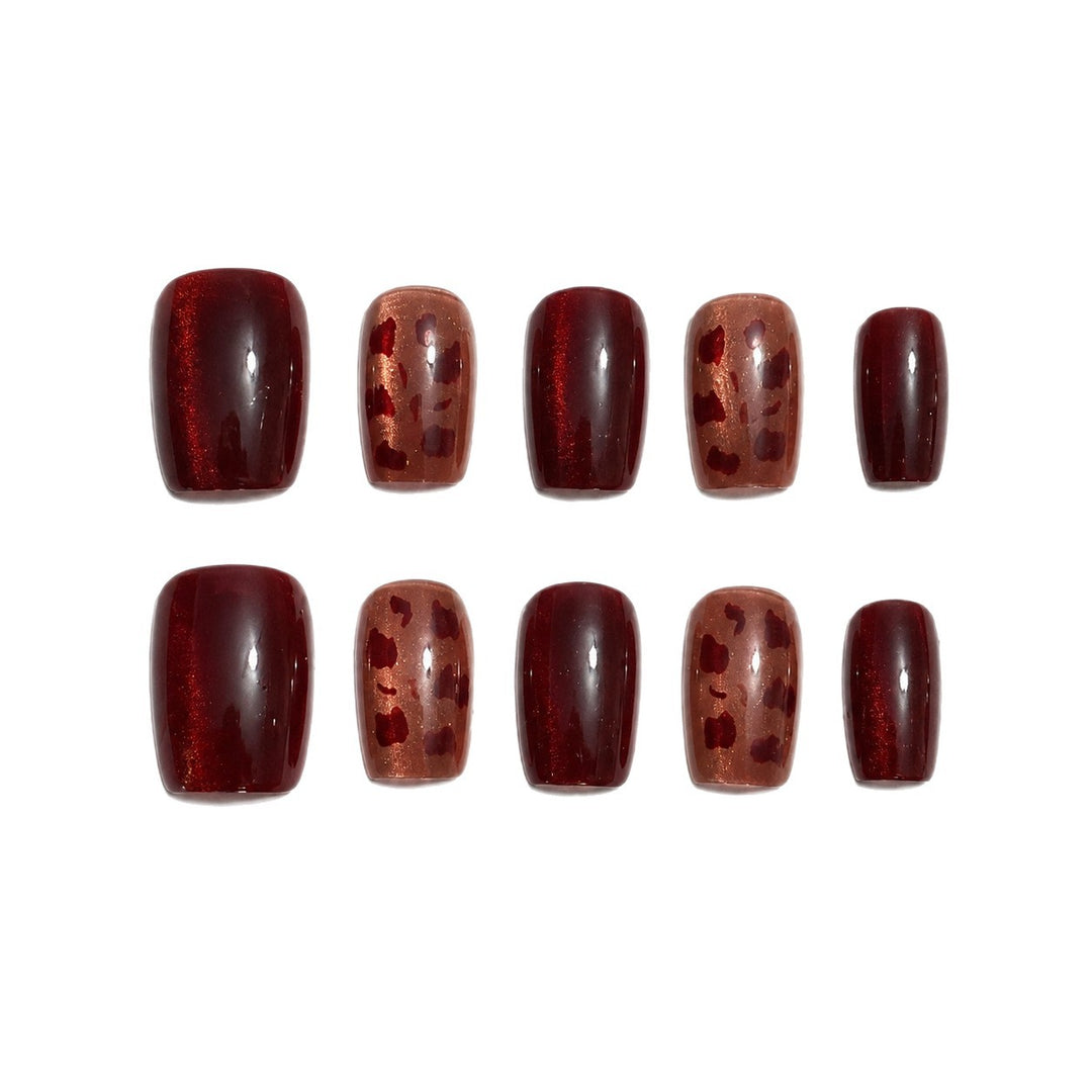Glamorous Animal Print Press-On Nail Set Kalsten