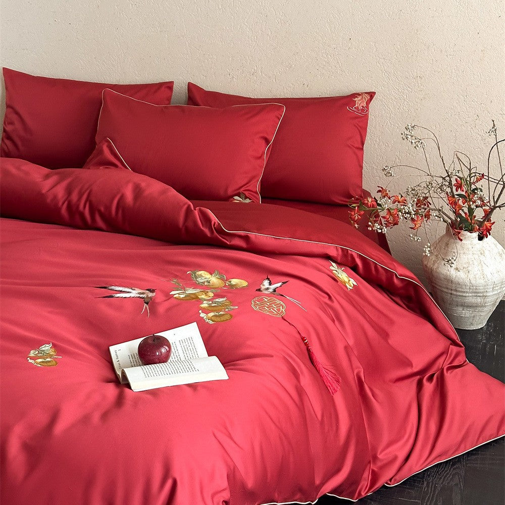 Pure cotton satin bedding set with golden embroidery and ornamental border
