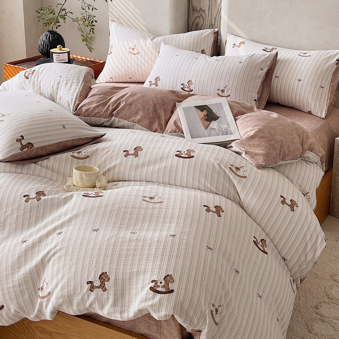 Floral Butterfly Duvet Cover Set With Brushed Cotton‑Blend Linen Texture And Corner Tie Pillowcase Ensemble