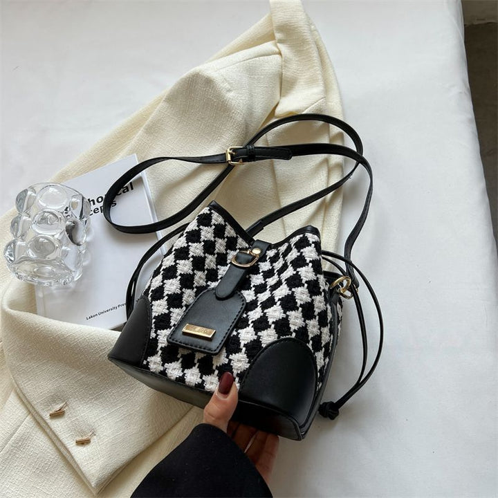 Chic Textured Bucket Bag Kalsten