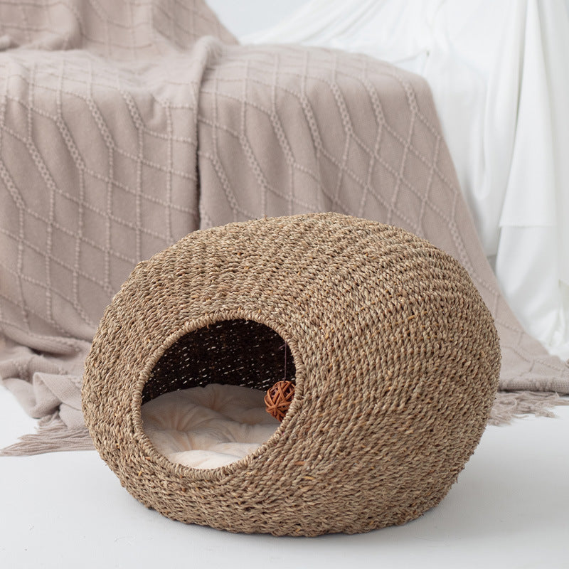 Handmade cat cave made from natural rattan Kalsten