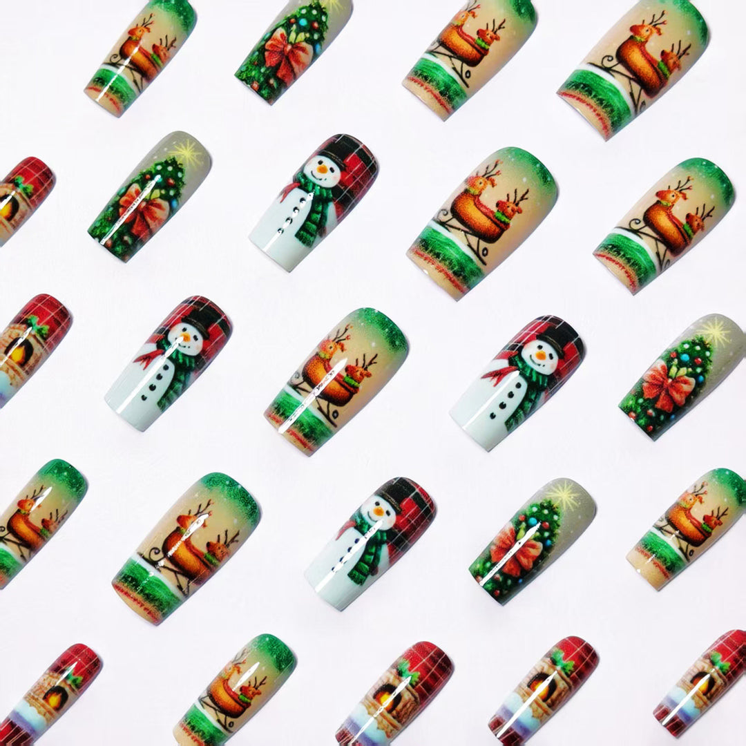 Holiday-Themed Nail Art Design Kalsten