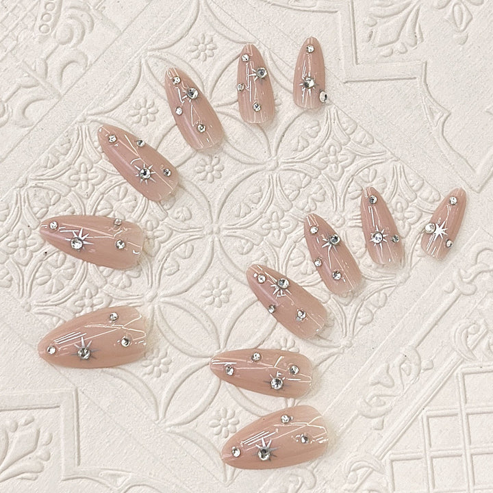 Elegant Decorative Press-On Nail Tips Kalsten
