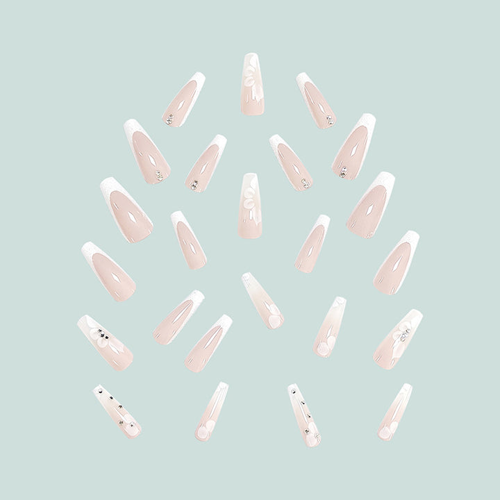 Glamorous stiletto artificial nails with floral details Kalsten
