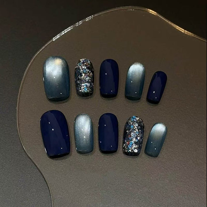 Glamorous Glossy Light-Reflecting Press-On Nail Set