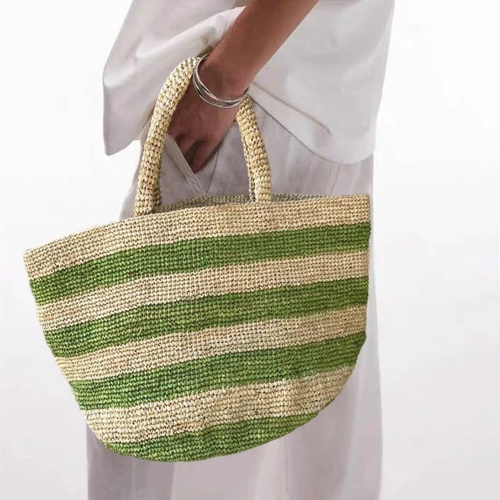 Handwoven beach bag in modern striped pattern Kalsten