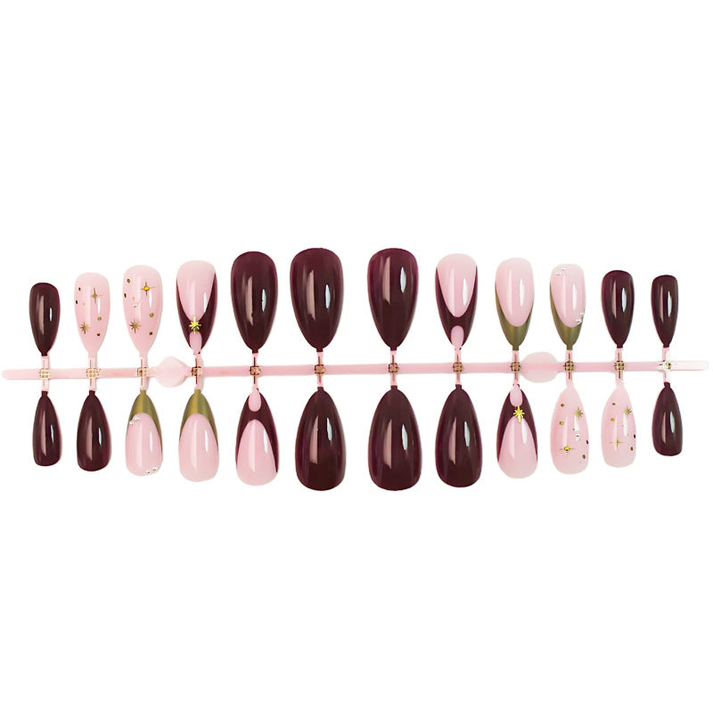 Nail art set with glamorous design elements and elegant accents Kalsten