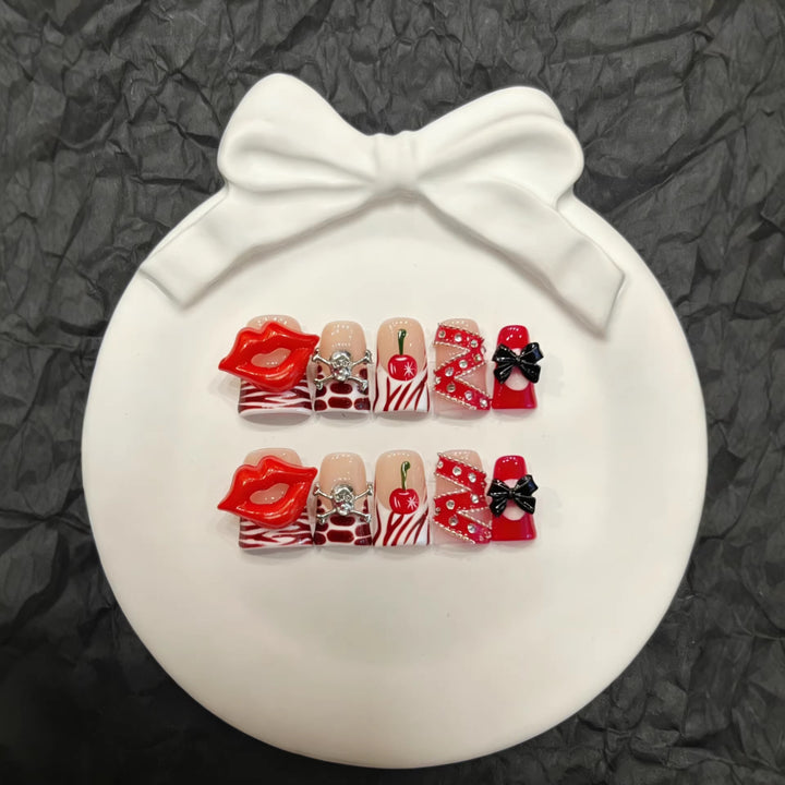 Artistic Press-On Nail Art Set with Holiday Themes