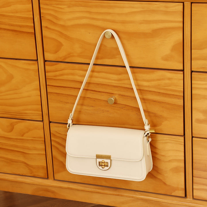Elegant Crossbody Clutch Bag