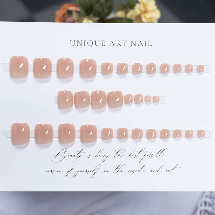 Chic Glossy Toenail Art