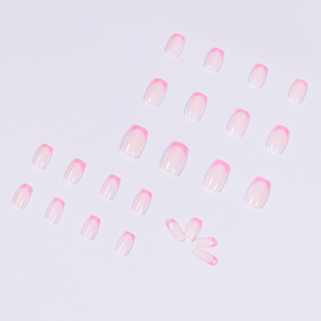 Artificial nail art with elegant French tip Kalsten