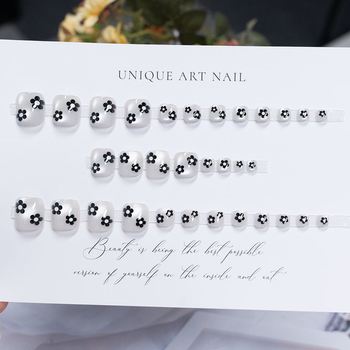 Floral Decorative Pedicure Nail Art