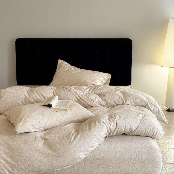 Bedding set made of breathable cotton-linen blend with light filling look