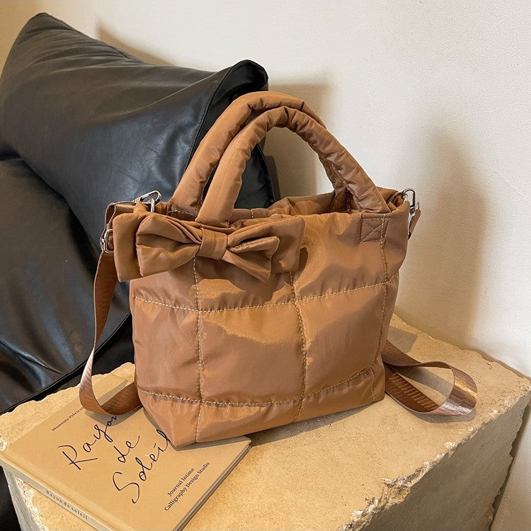 Fashionable Bow-Detail Handbag