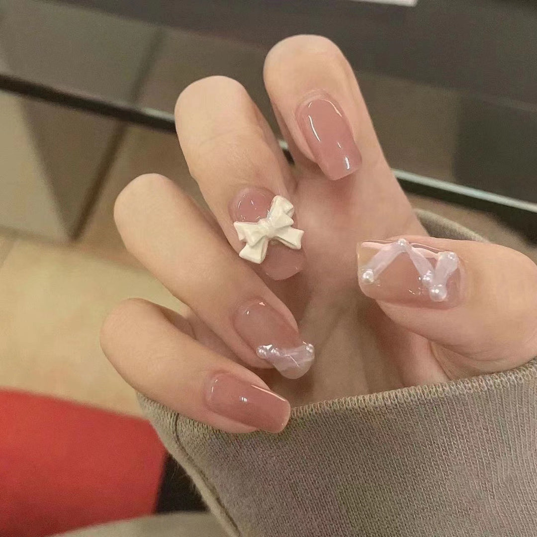 Charming Bow Decorated Press-On Nail Set