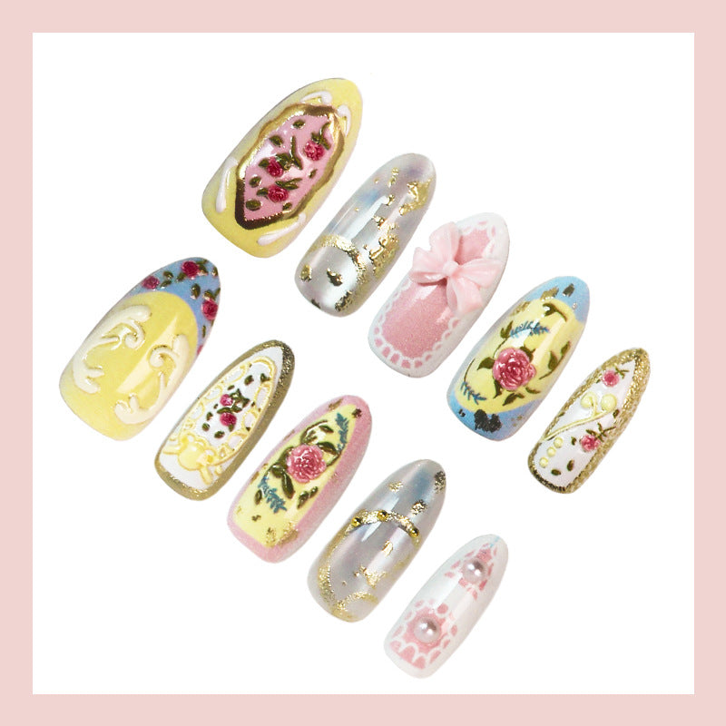 Art nail set with delicate flower and glitter decorations Kalsten