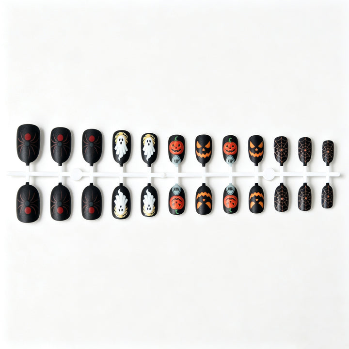 Spooky Halloween-Themed Nail Art Kit