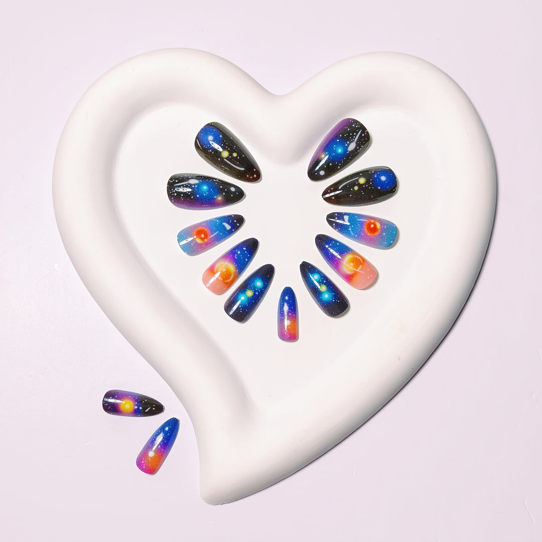 Artificial Nails in Fascinating Galaxy Design Kalsten