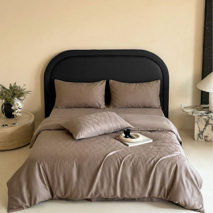 Bedding set made of cotton satin with fine jacquard texture