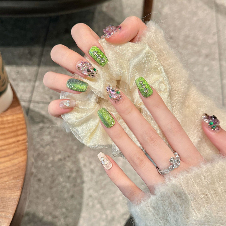 Artistic Glitter-Accented Press-On Nail Set