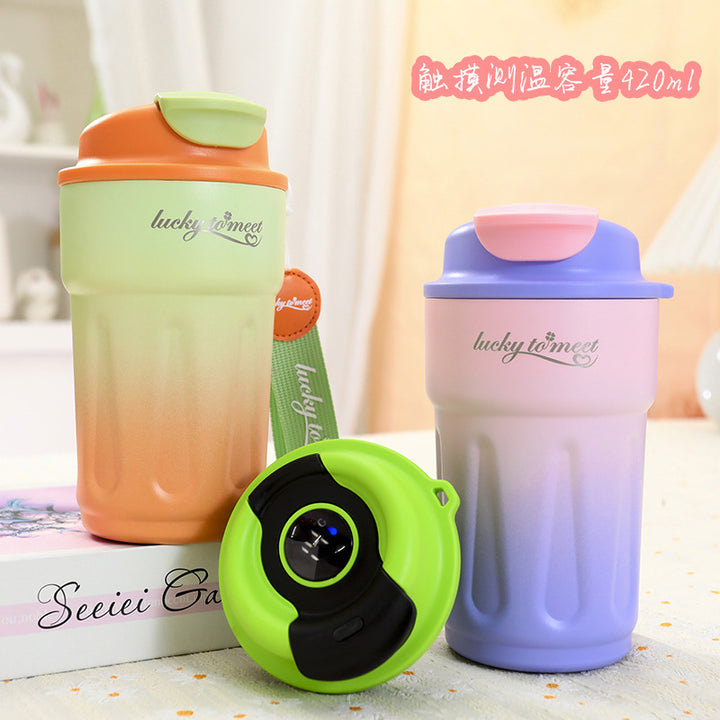 Insulated drinking cups with non-slip grip and double-walled construction Kalsten