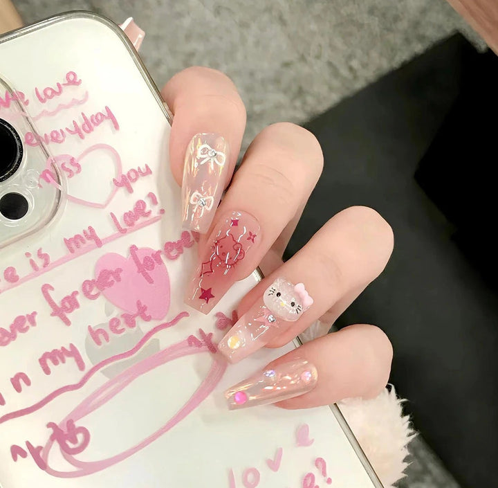 Playful Cat-Themed Press-On Nail Art Kalsten