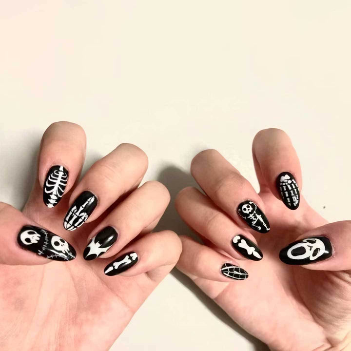 Festive Halloween-Themed Nail Art Set
