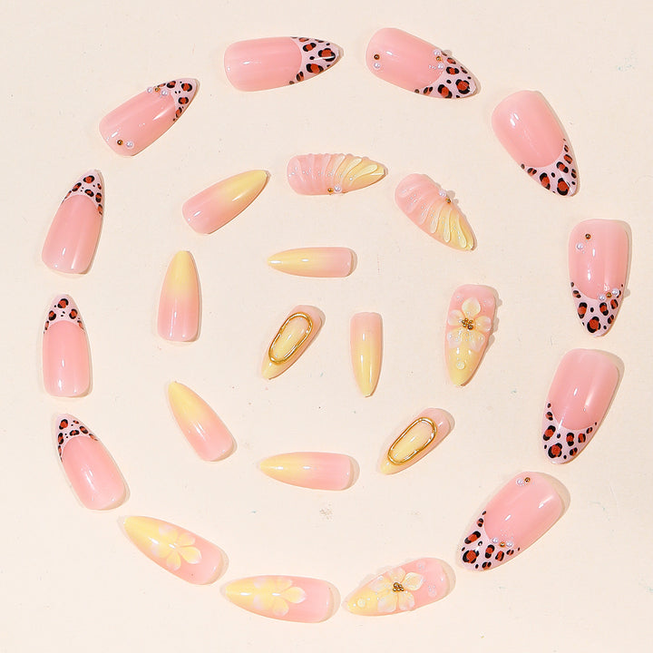 Decorative 3D Floral Nail Art Extensions Kalsten