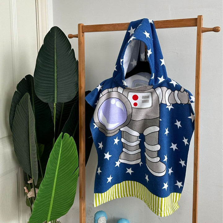 Kids' Shark-Themed Hooded Towel Poncho Kalsten