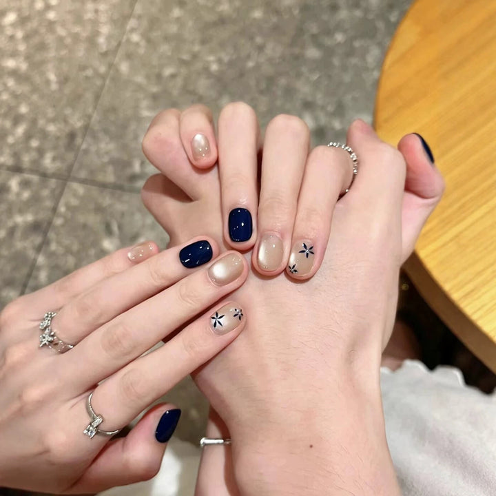 Artistic Nail Art Set