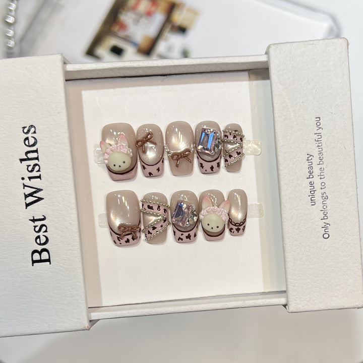 Whimsical Animal-Themed Press-On Nail Set Kalsten