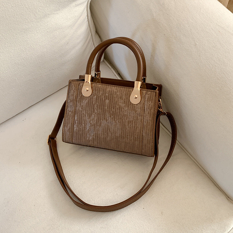 Elegant Textured Handheld Shoulder Bag