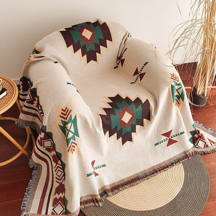 Graphic Jacquard Woven Fringe Throw Blanket With Cartoon Pop-Art Pattern