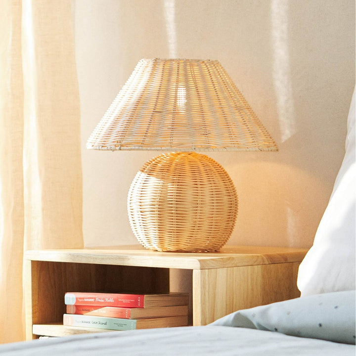 Handcrafted Rattan Table Lamp Kalsten