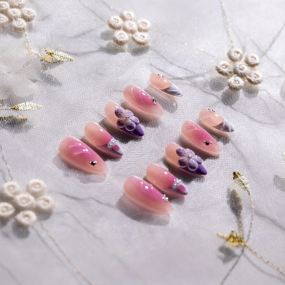 Floral-Themed Press-On Nails