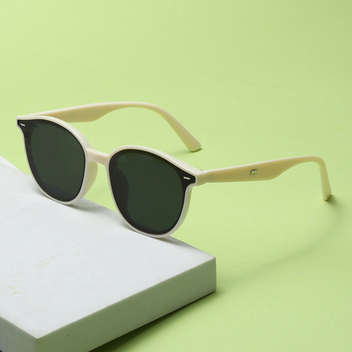 Ladies Fashion Sunglasses with trendy, round frame and UV protection Kalsten