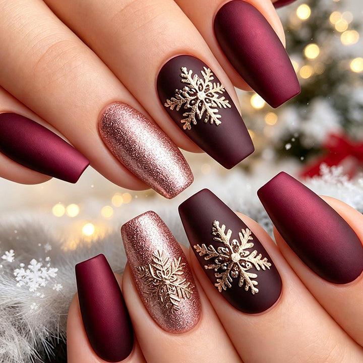 Festive Holiday Nail Art Enhancements Kalsten