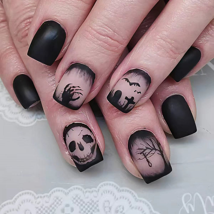 Creative Art Nails in Fascinating Halloween Design Kalsten