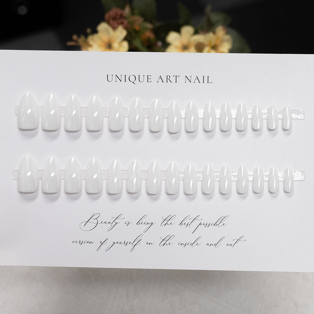 Elegant Almond-Shaped Press-On Nails