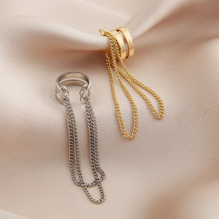 Fashionable chain ring with removable chains from Kalsten