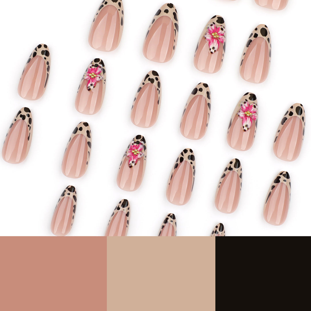 Artificial nail art with floral design and stylish leopard pattern Kalsten