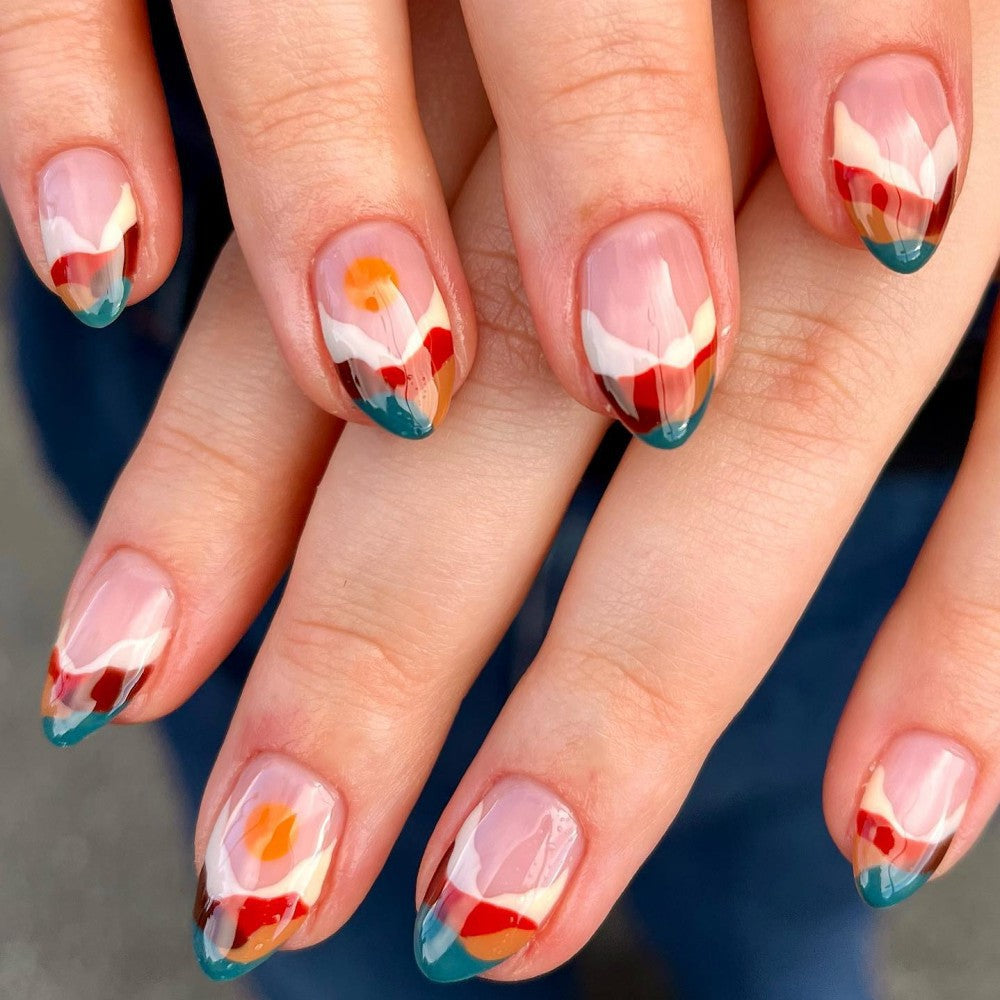Artistic Nail Tips with Modern Gradient Color Kalsten