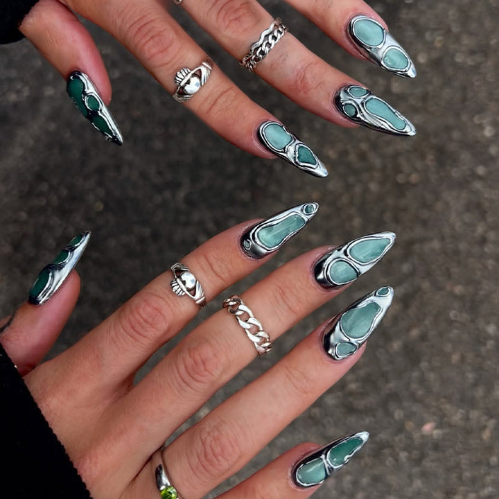 Acrylic nail set with modern geometric designs Kalsten